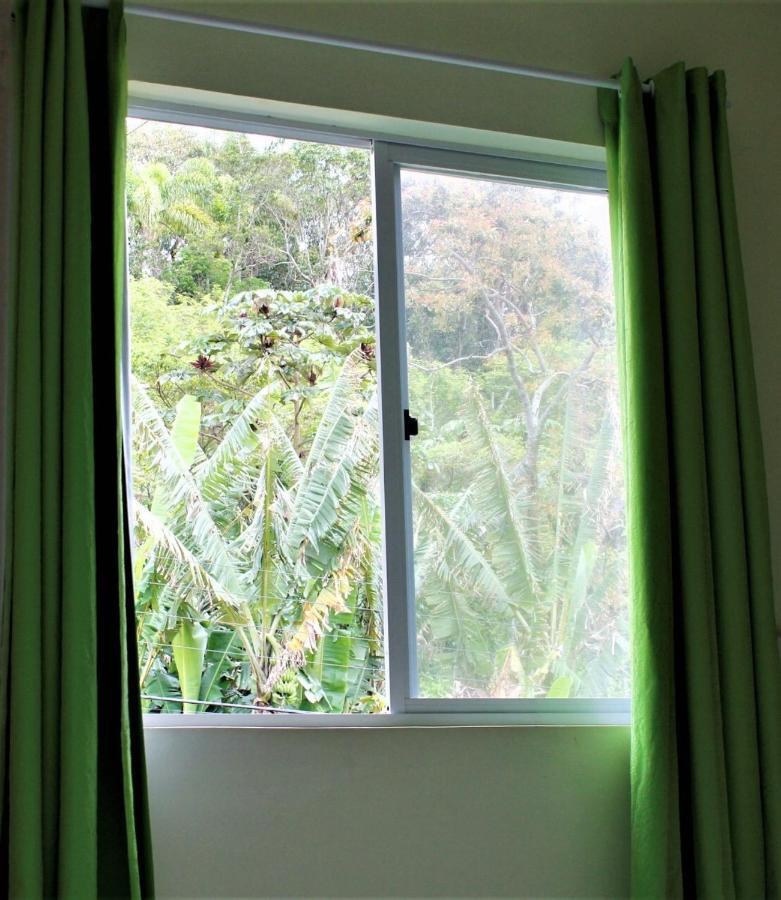 Apartamento Inteiro 3 Quartos No Condominio Solar Das Bromelias 봄비나스 외부 사진